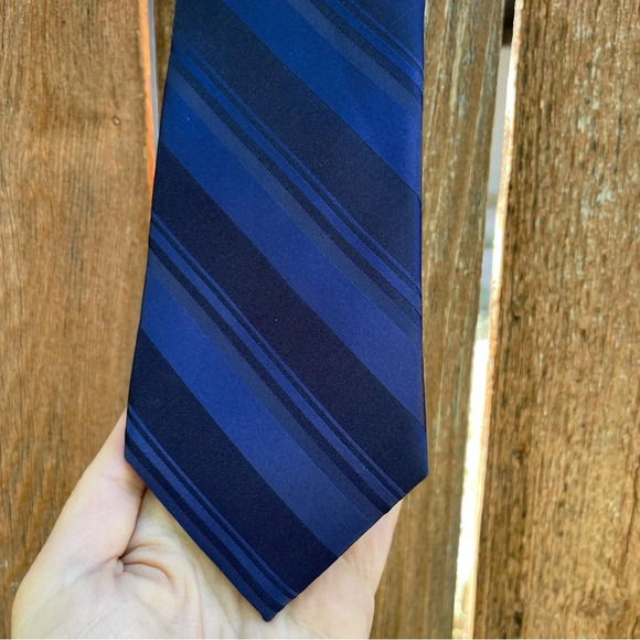 Stafford NWT Dark Navy Blue Striped Tie Men’s - Picture 2 of 5